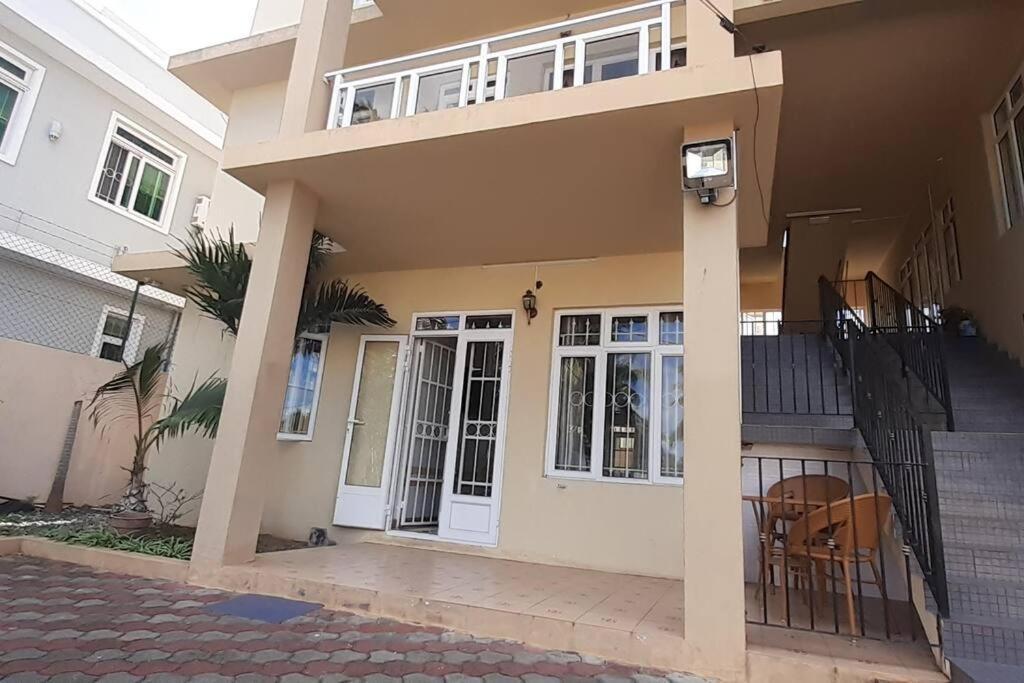 Ground Floor Lovely Two Bedrooms Apartment Flic-en-Flacq Εξωτερικό φωτογραφία